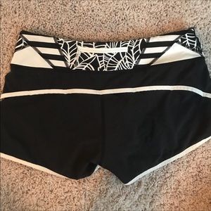 Lululemon Short Size 4